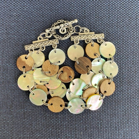 GREAT TO BUNDLE AND SAVE!  2 in 1 reversible bracelet - Picture 2 of 7